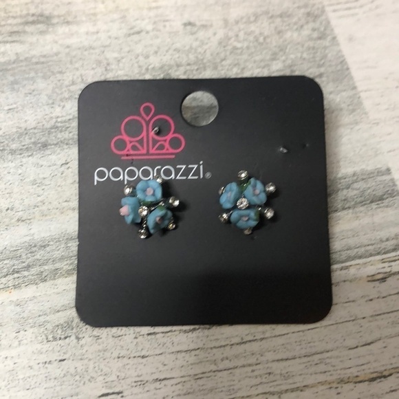 paparazzi Jewelry - Paparazzi Blue Floral Green Sparkle Stud Statement Earrings New